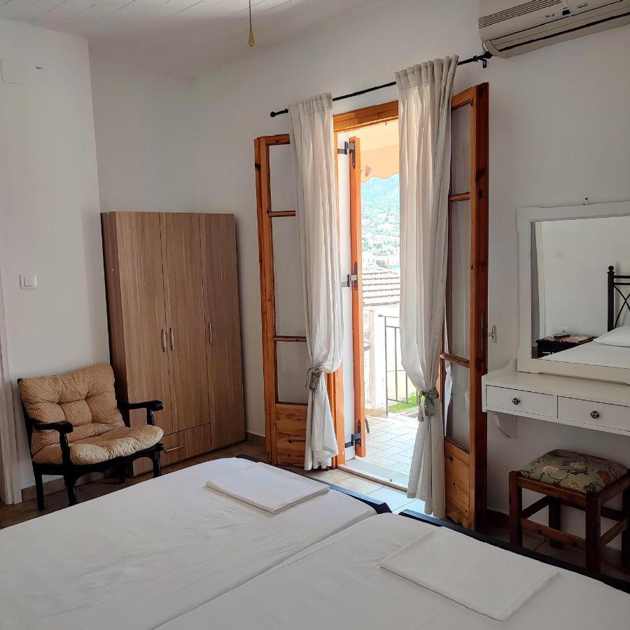 Maroudas Stavros Apartments วาธี ภายนอก รูปภาพ