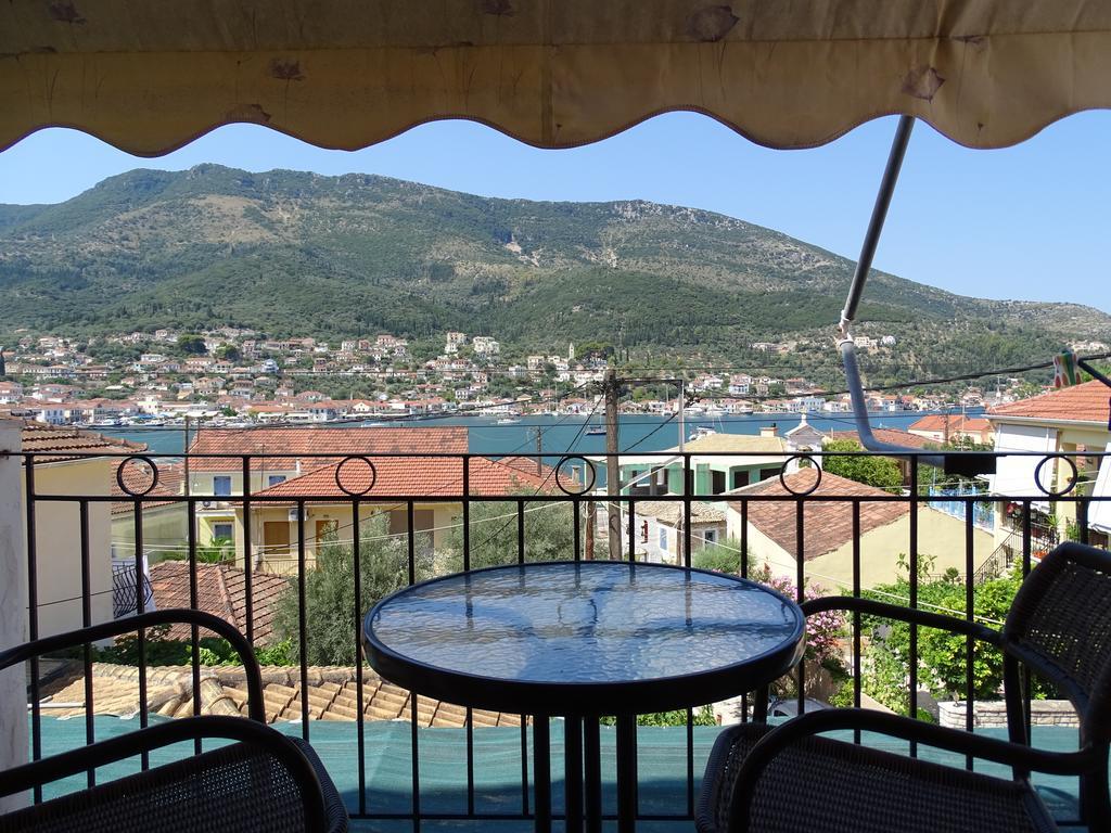 Maroudas Stavros Apartments วาธี ภายนอก รูปภาพ