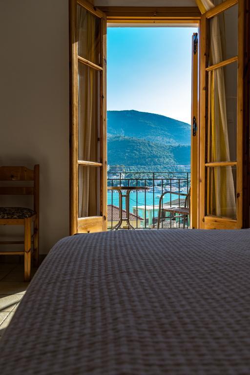 Maroudas Stavros Apartments วาธี ภายนอก รูปภาพ